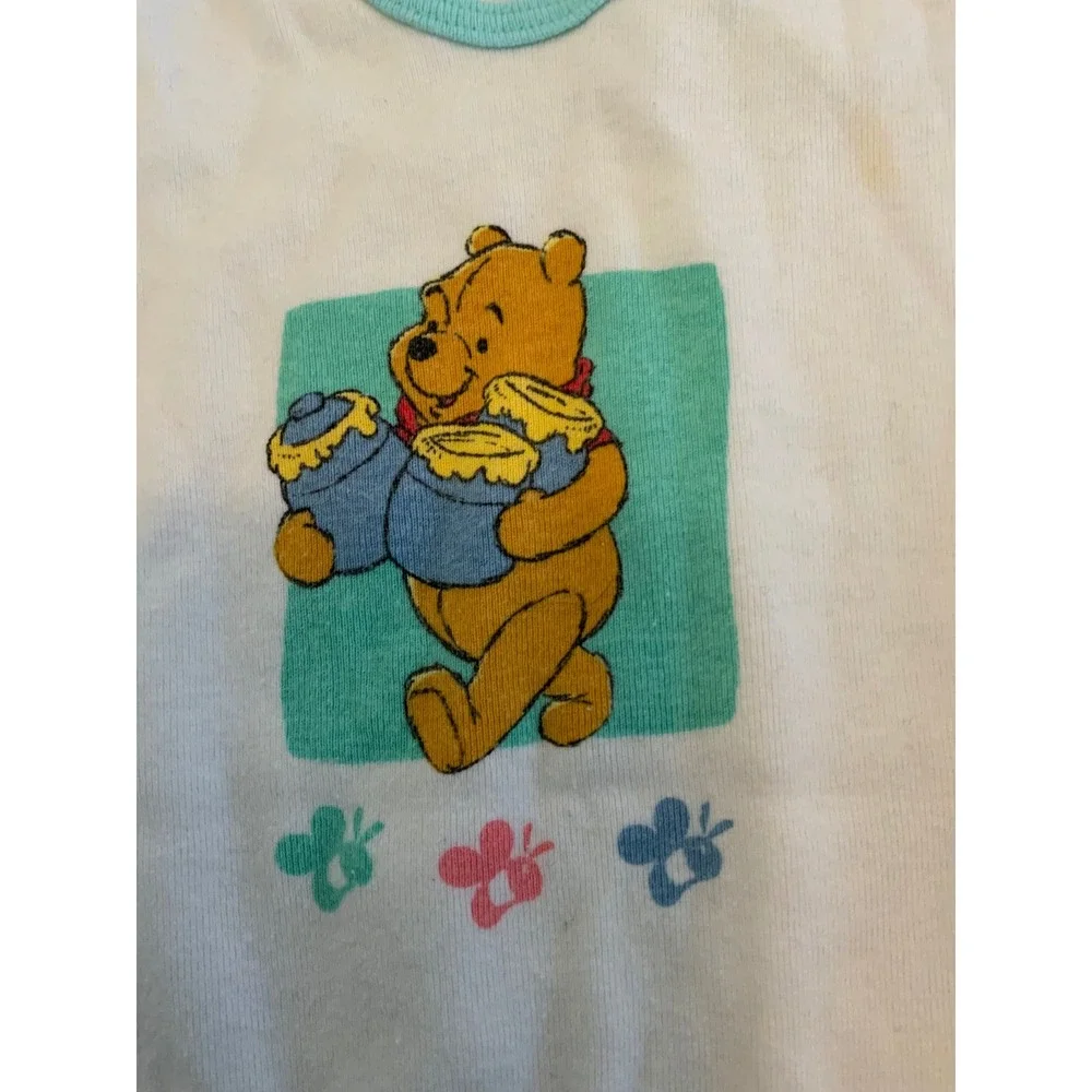 1995 Vintage FRUIT OF THE LOOM Winnie The Pooh Bodysuit Large Honey Pot Floral‎